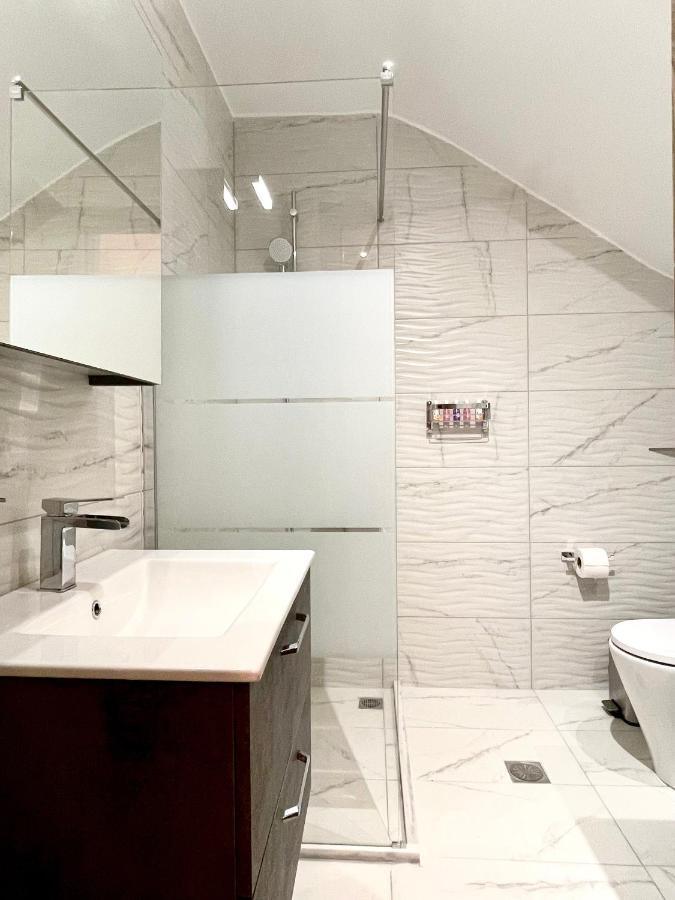 Spáta Emerald Luxury Apartments - Ath Airport מראה חיצוני תמונה